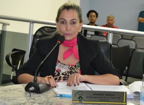 A vereadora Andrea Garcia, autora do projeto